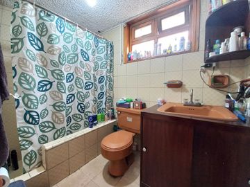 CASA CON RENTAS INMEDIATAS EN VENTA EN EL CENTRO DE LA CIUDAD