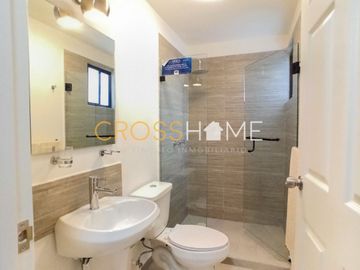 ¡CASA EN VENTA! EN LA MESETA ALTTA HOMES, EN LOS LIMITES GTO./QRO.