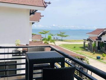 ARGAO ROYAL PAMS BEACH VIEW HOUSE BESIDE MAAYO HOTEL