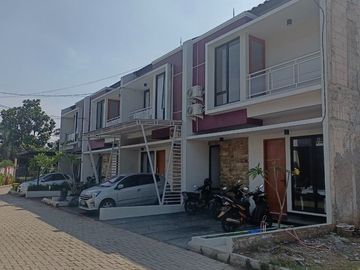 Rumah Dijual Mewah Murah Dekat Stasiun Sukmajaya Depok Dekat Tol Akses 2 Mobil 3 Kamar Tidur 2 Lantai Syariah