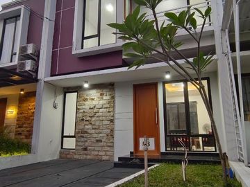 Rumah Dijual Mewah Murah Dekat Stasiun Sukmajaya Depok Dekat Tol Akses 2 Mobil 3 Kamar Tidur 2 Lantai Syariah