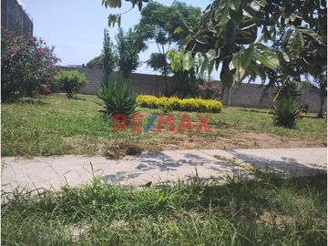 Vendo Casa Segura En Residencial Frente A Parque. At 137.90 M2 Ac 163.44 M2 ID 1086175