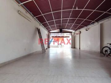 Vendo Casa Segura En Residencial Frente A Parque. At 137.90 M2 Ac 163.44 M2 ID 1086175