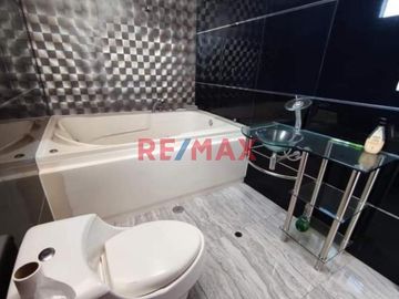 Vendo Casa Segura En Residencial Frente A Parque. At 137.90 M2 Ac 163.44 M2 ID 1086175