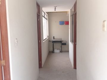 SE REMATA CASA TOTALMENTE EQUIPADA EN SAN ANTONIO DE CARAPONGO, LURIGANCHO