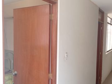 SE REMATA CASA TOTALMENTE EQUIPADA EN SAN ANTONIO DE CARAPONGO, LURIGANCHO