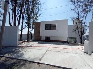 Venta VISTA DEL VALLE Residencia a estrenar
