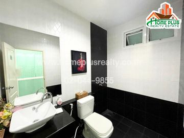 ทาวน์โฮม 3 ชั้น หมู่บ้านกานต์ศิริ นวลจันทร์48