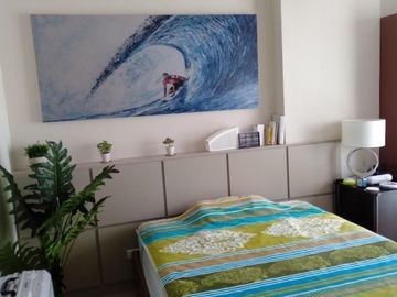 【RUSH SALE! 】1BR Condo for Sale at 8 Newtown Boulevard in Lapu-Lapu City, Cebu