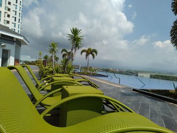【RUSH SALE! 】1BR Condo for Sale at 8 Newtown Boulevard in Lapu-Lapu City, Cebu