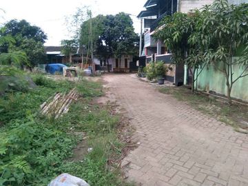 Rumah Rusak Hitung Tanah Di Banten Indah Permai Dekat Pasar Rau