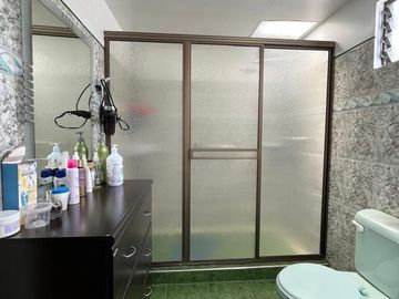 VENTA O PERMUTA CASA EN LA CAROLA MANIZALES