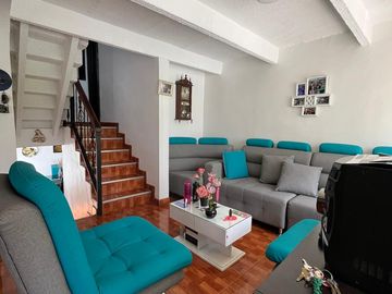 VENTA O PERMUTA CASA EN LA CAROLA MANIZALES