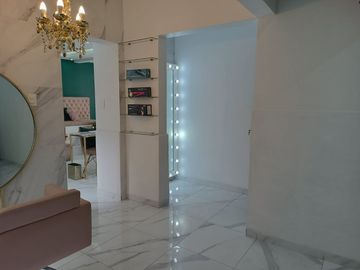 VENTA-EXCELENTE CASA CON USO DE SUELO EN COL. ANZURES, MIGUEL HIDALGO. BAJA DE PRECIO !!