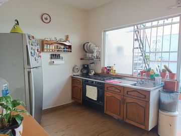 VENTA-EXCELENTE CASA CON USO DE SUELO EN COL. ANZURES, MIGUEL HIDALGO. BAJA DE PRECIO !!