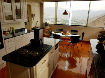 Venta Dpto espectacular vista en Cerros de Camacho con Terraza