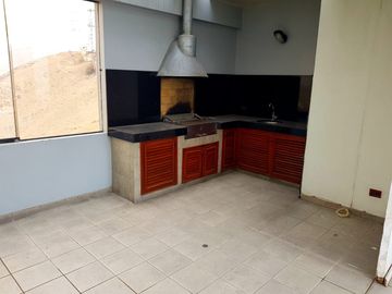 Venta Dpto espectacular vista en Cerros de Camacho con Terraza