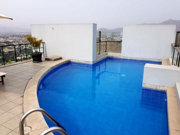 Venta Dpto espectacular vista en Cerros de Camacho con Terraza