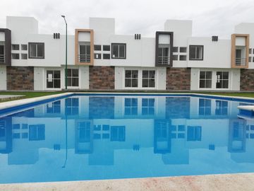 Casa en Venta con alberca a 15 minutos de Cuernavaca en  Emiliano Zapata Morelos