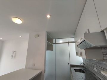 VENTA DE HERMOSO DPTO FLAT 70 M², 03 DORM.