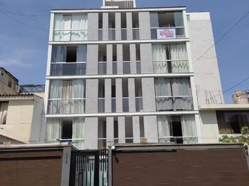 VENTA DE HERMOSO DPTO FLAT 70 M², 03 DORM.
