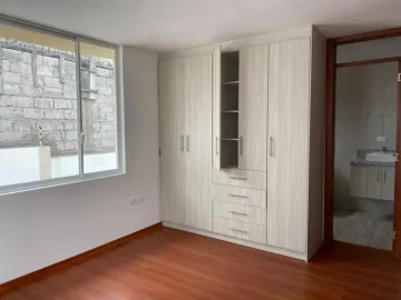 Casa en Construción - Urbanización Privada