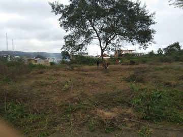 VENDO TERRENO EN  CANOA