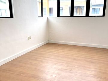 Pasalo RFO Brand New House and Lot