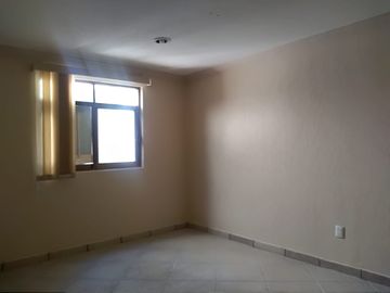Casa en Condominio en venta, a dos calles de Miguel Ángel de Quevedo.  Y a 5 min. Plaza Oasis