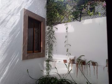 Casa en Condominio en venta, a dos calles de Miguel Ángel de Quevedo.  Y a 5 min. Plaza Oasis