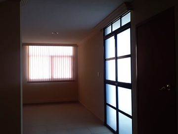 Casa en Condominio en venta, a dos calles de Miguel Ángel de Quevedo.  Y a 5 min. Plaza Oasis
