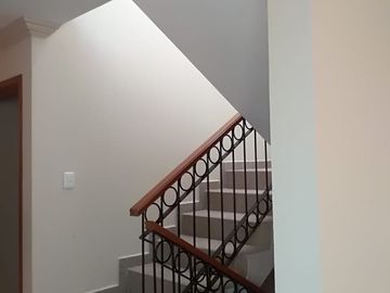 Casa en Condominio en venta, a dos calles de Miguel Ángel de Quevedo.  Y a 5 min. Plaza Oasis