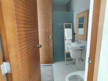 2 Bedroom Villa Along the Beach