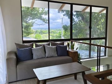 2 Bedroom Villa Along the Beach