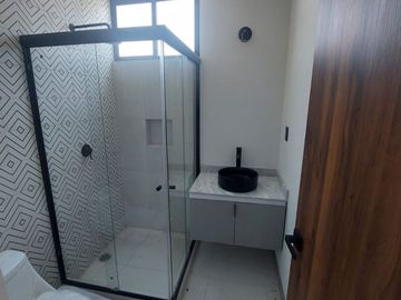 CASA NUEVA EN CLUSTER QUINTANA ROO
