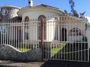 CASA DE VENTA EN URBANIZACION PRIVADA CICA II
