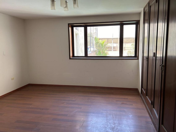 Venta de Casa en Monterrico, Zona Exclusiva de Surco.