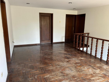 Venta de Casa en Monterrico, Zona Exclusiva de Surco.