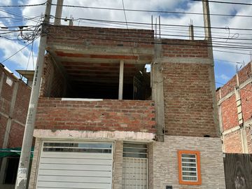 CASA EN VENTA URB. SANTA MARGARITA-PIURA