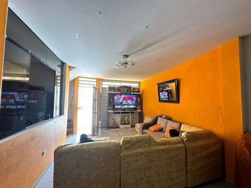 CASA EN VENTA URB. SANTA MARGARITA-PIURA