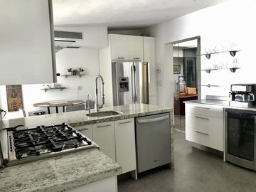 CASA EN VENTA EN FUENTES DEL VALLE