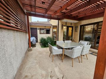 BROKER BOSQUES CONDOM. 3D-4B-SE-PATIO-REMODELADA- IMPECABLE