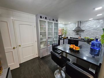 BROKER BOSQUES CONDOM. 3D-4B-SE-PATIO-REMODELADA- IMPECABLE