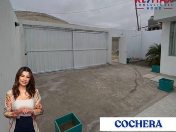 CASA EN VENTA EN CAMANA SUPER PRECIO