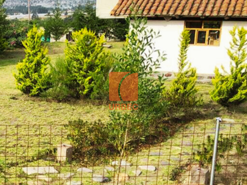 ¡Tu Refugio de Ensueño con Vistas Panorámicas al Alcance de Latacunga!