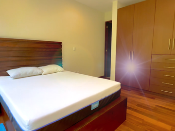 Casa en VENTA Club Golf Altozano MORELIA 4 Recamaras 3 Baños Jardin JACUzZI