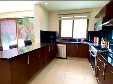 Casa en VENTA Club Golf Altozano MORELIA 4 Recamaras 3 Baños Jardin JACUzZI