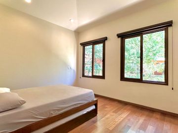 Casa en VENTA Club Golf Altozano MORELIA 4 Recamaras 3 Baños Jardin JACUzZI