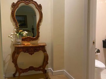 FOR SALE CLASSIC FURNISHED CORNER HOUSE WITH SWIMMING POOL IN ANGELES CITY PAMPANGA