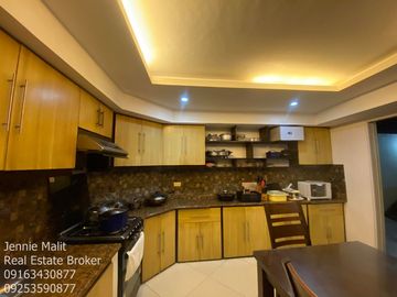 FOR SALE CLASSIC FURNISHED CORNER HOUSE WITH SWIMMING POOL IN ANGELES CITY PAMPANGA